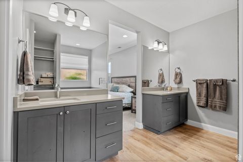 Tiny photo for 3243 S SANDSTONE DR, Hurricane, UT 84737 (MLS # 2109229)