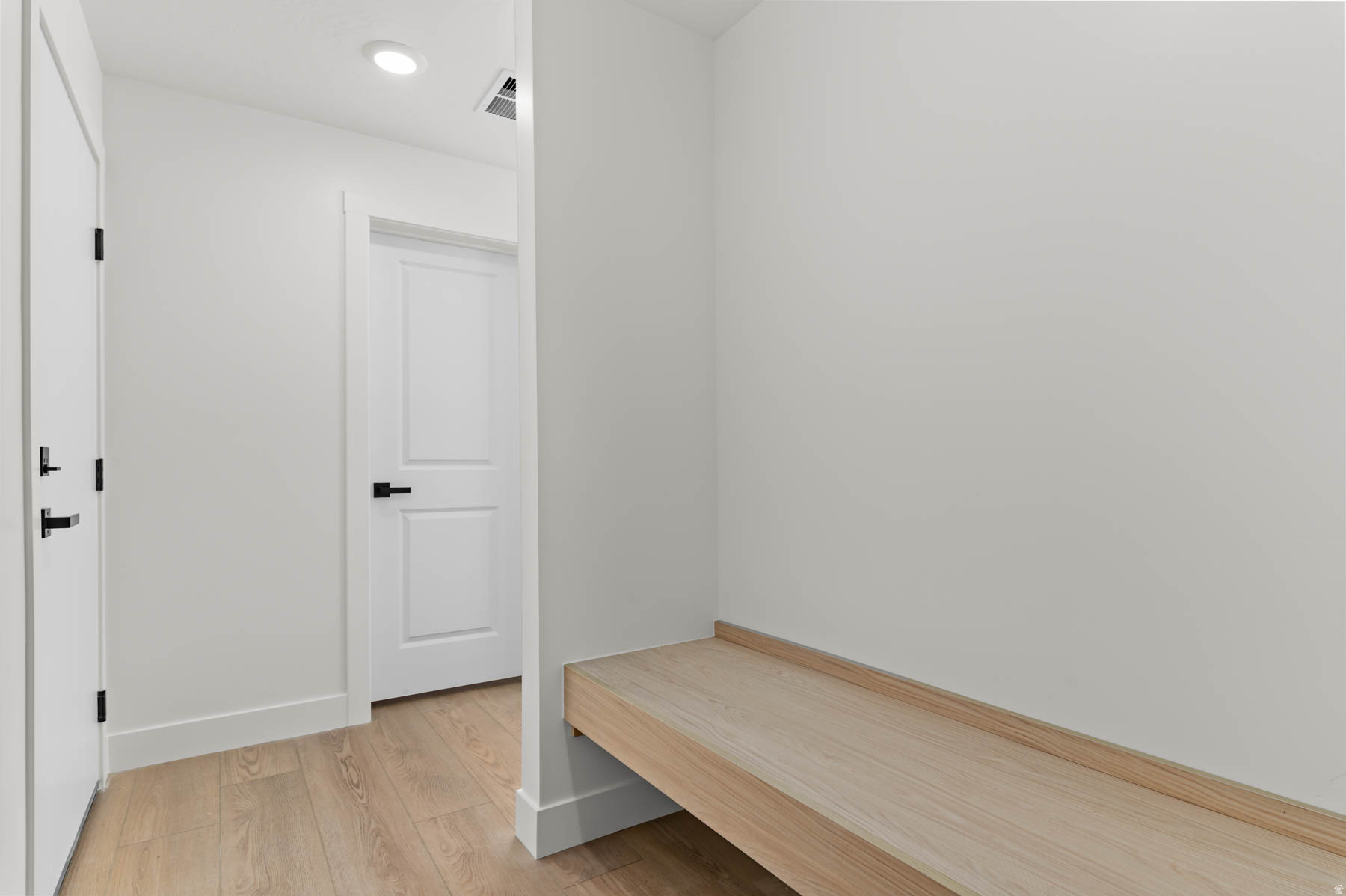 BELLE HOLLOW - Residential