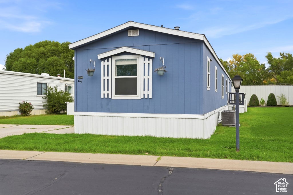 Photo of 4375 WEBER DR #69, Ogden, UT 84405 (MLS # 2191668)