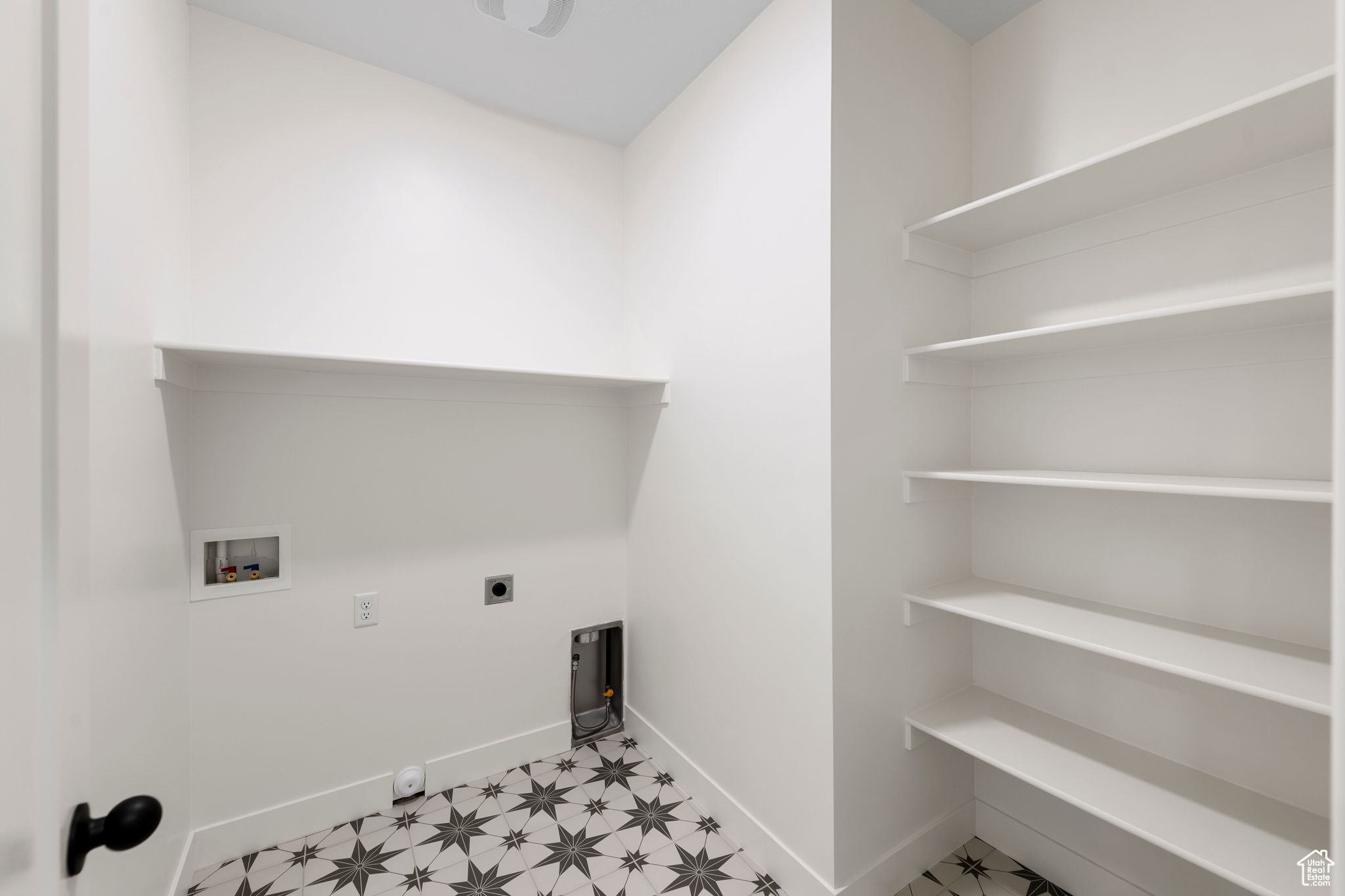 ROSE VILLAGE - Residential Income