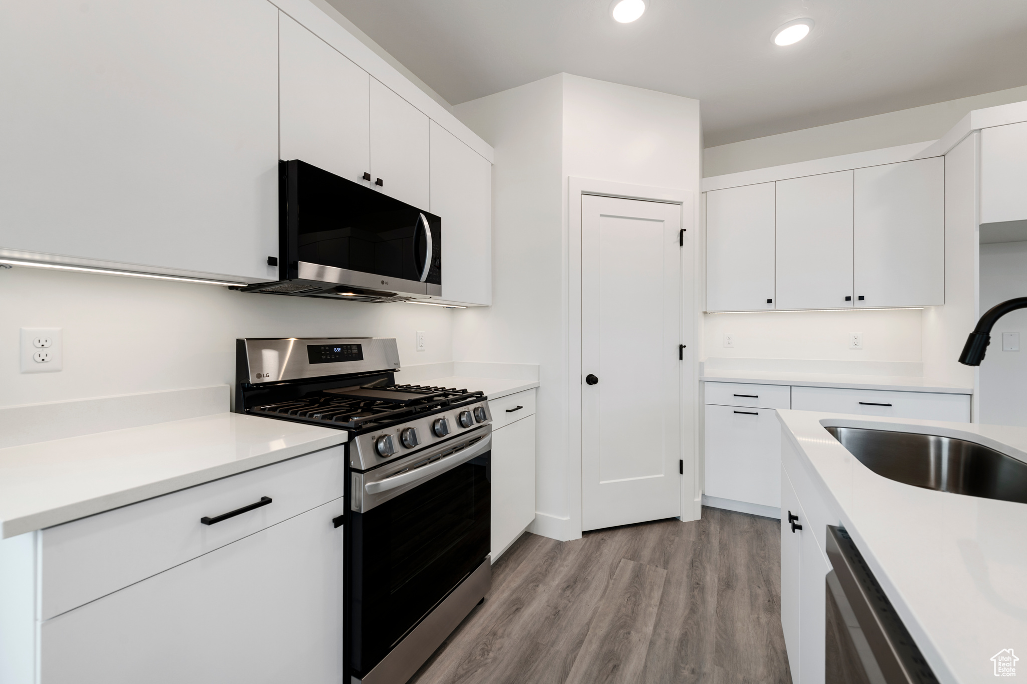 ROSE VILLAGE - Residential Income