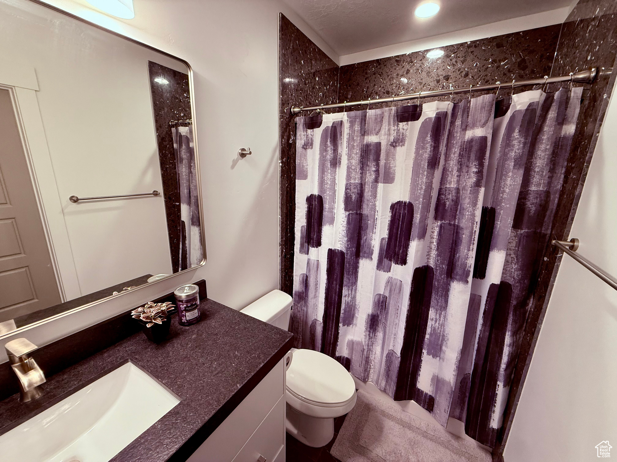 3153 S Country Club Way, Garden City, Utah image 21