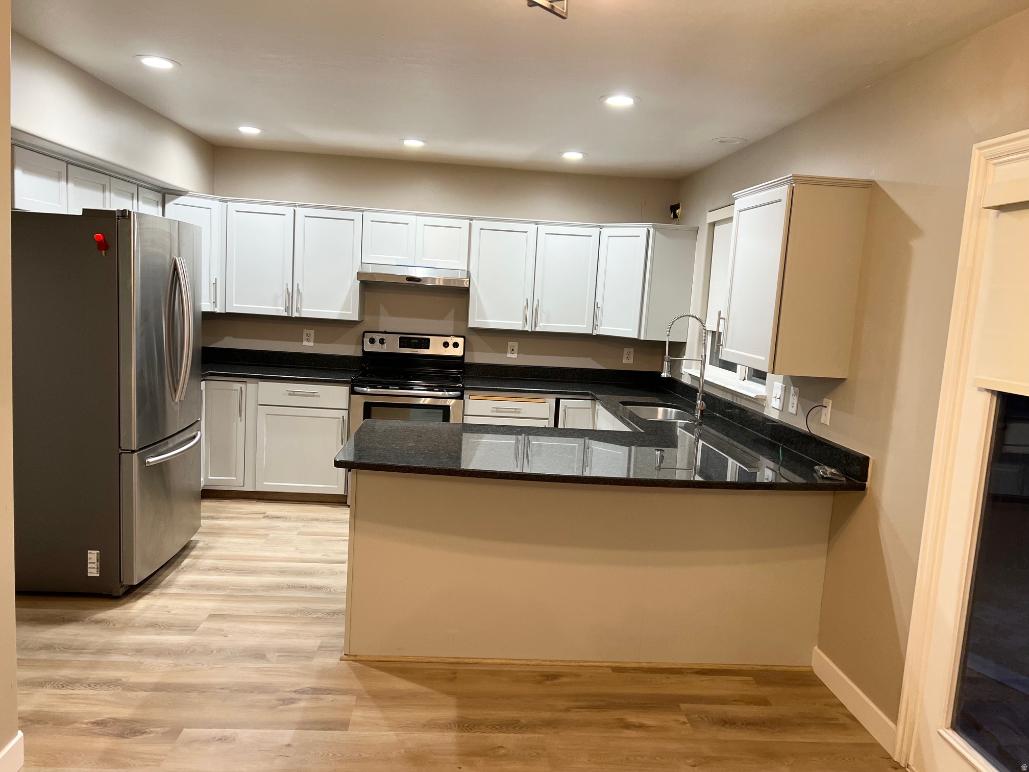 ASPENS CONDOMINIUMS - Residential