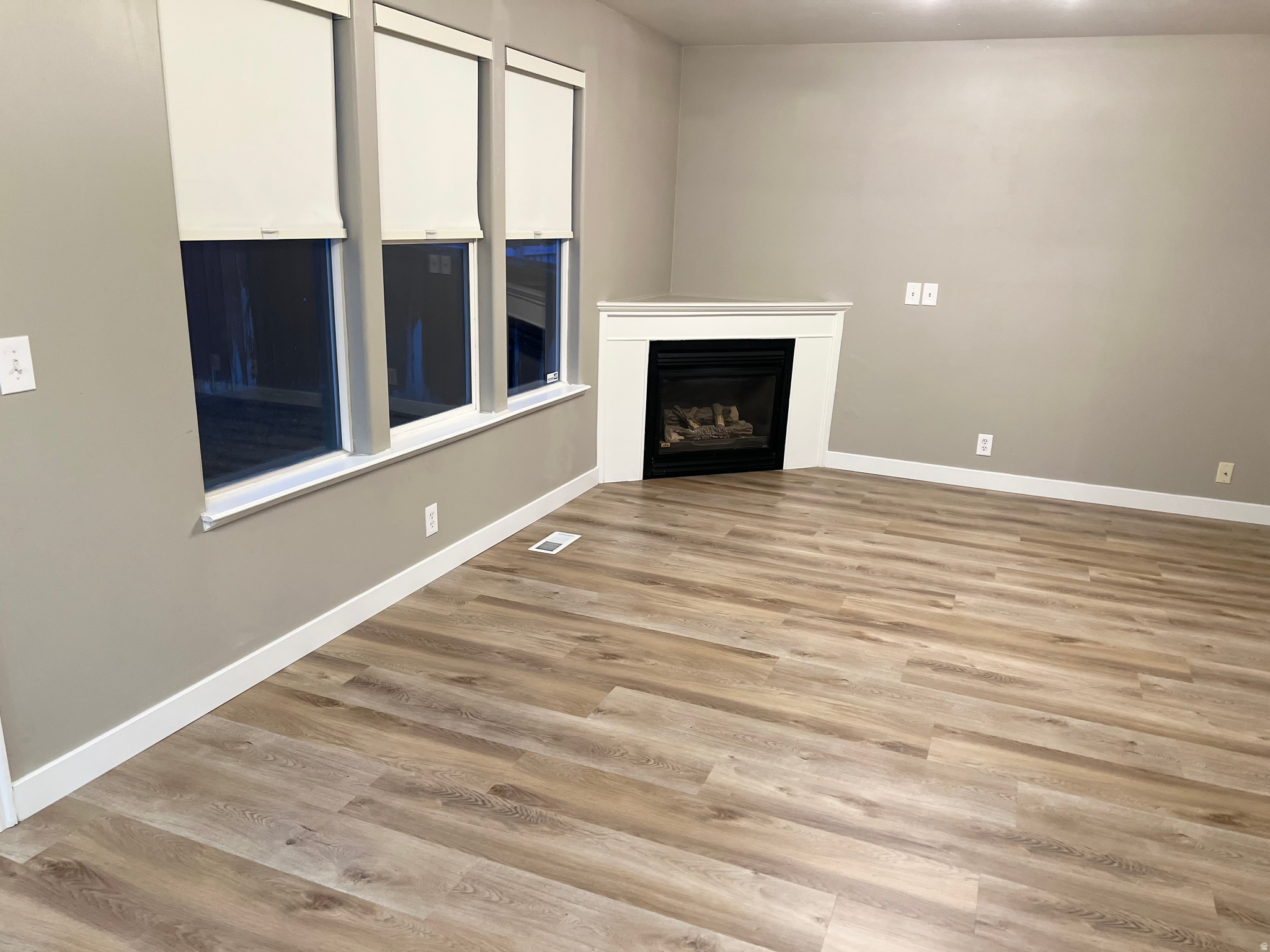 ASPENS CONDOMINIUMS - Residential