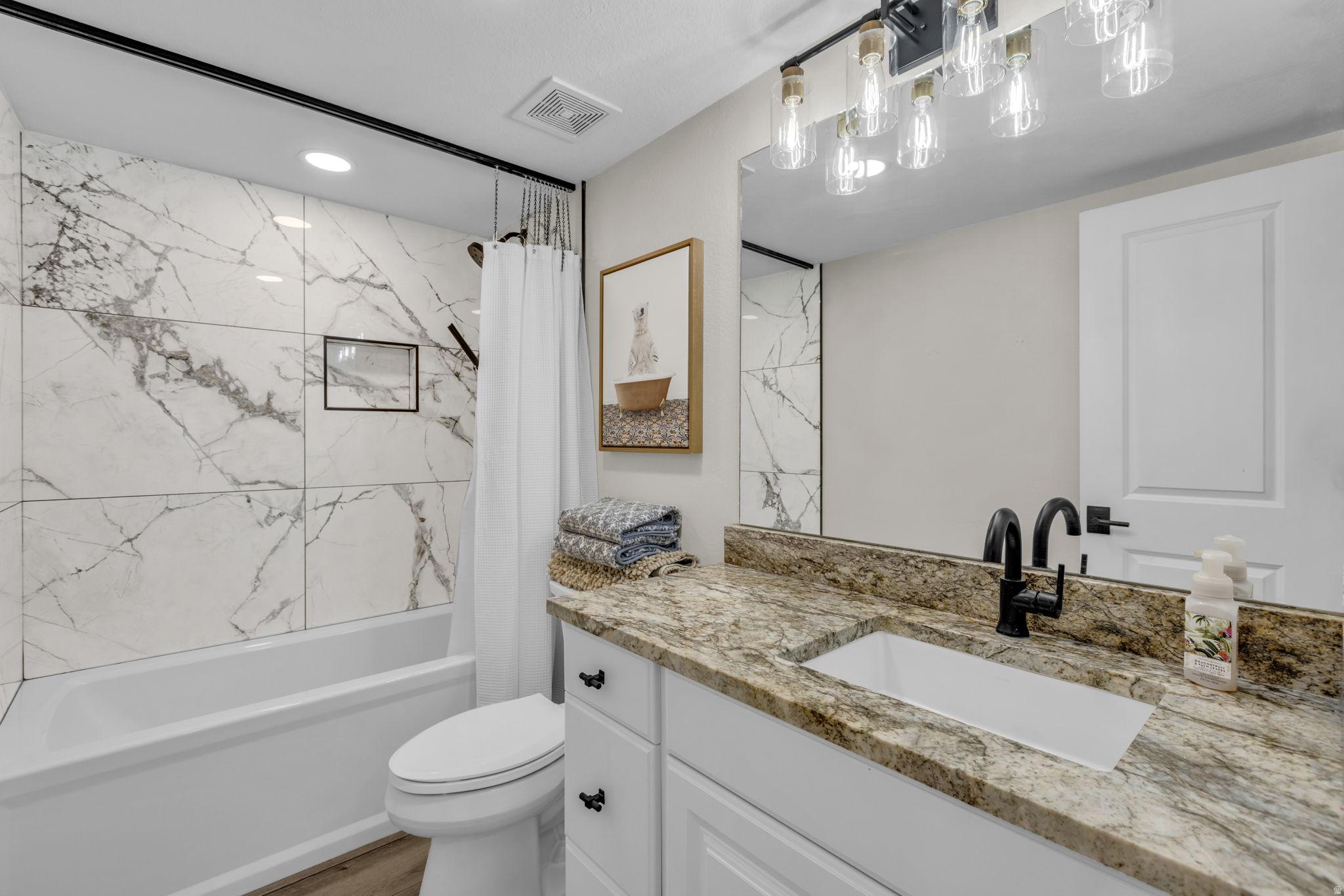 RACQUET CLUB VILLAGE SUB - Residential