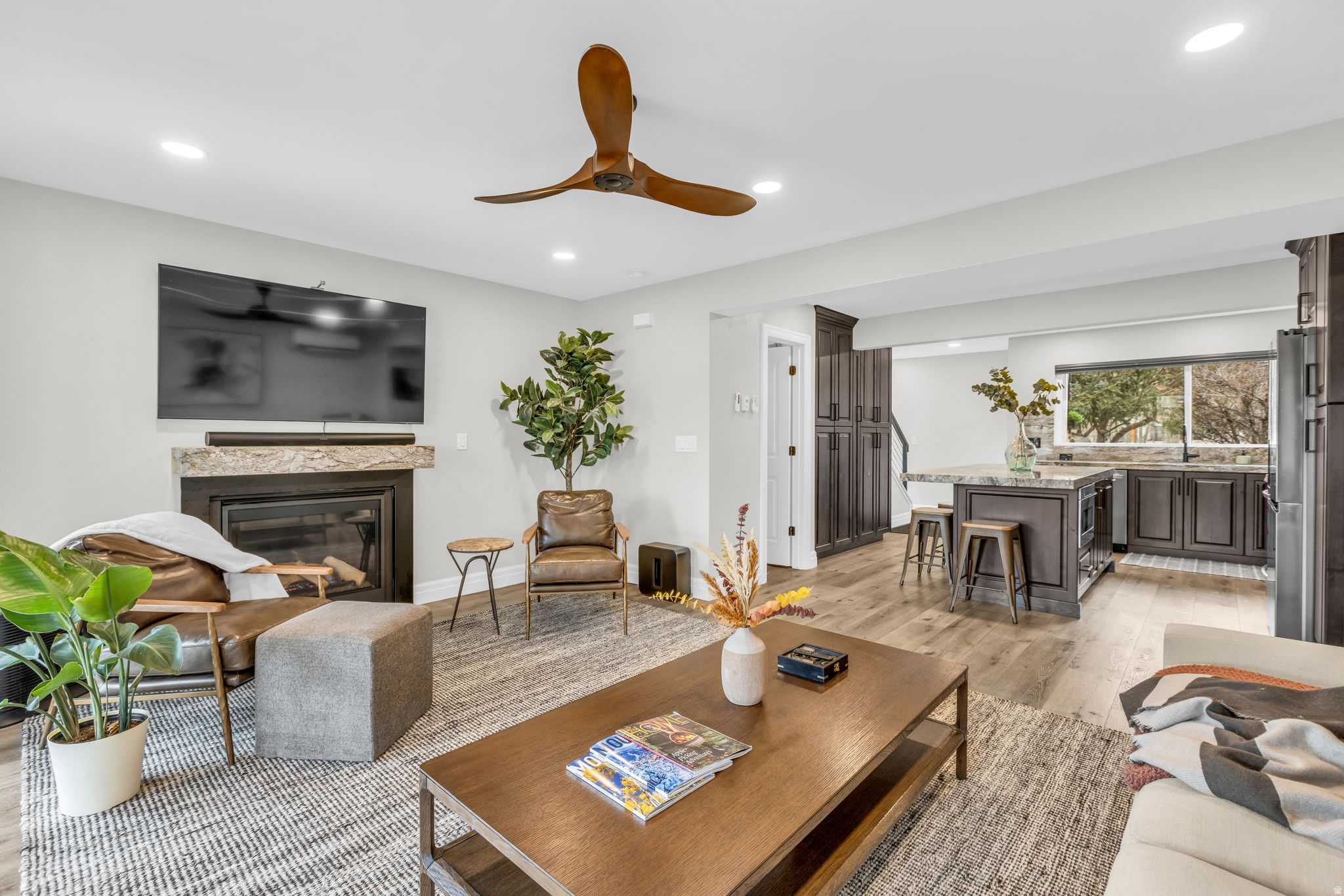 RACQUET CLUB VILLAGE SUB - Residential