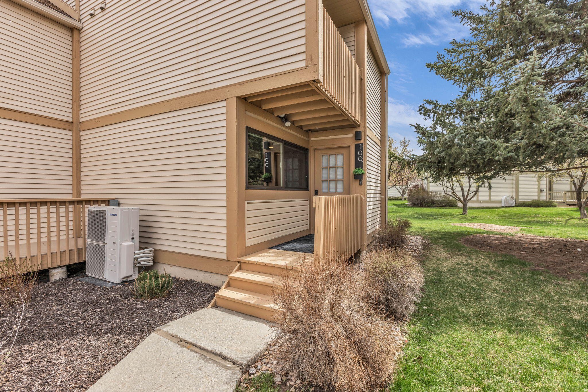 RACQUET CLUB VILLAGE SUB - Residential