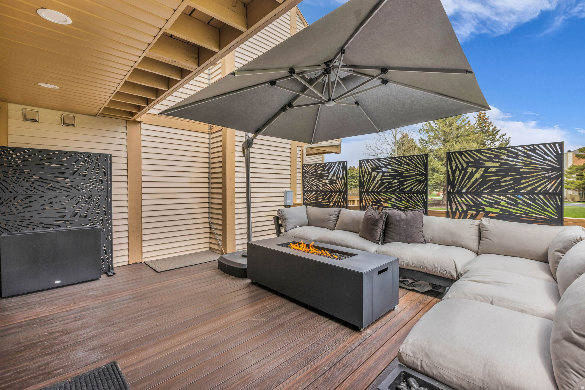 RACQUET CLUB VILLAGE SUB - Residential