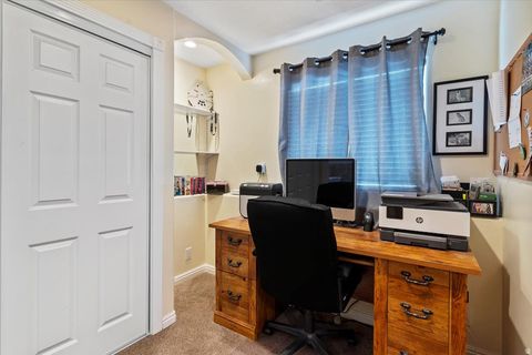 Tiny photo for 2377 W 2120 N, Clinton, UT 84015 (MLS # 2127136)