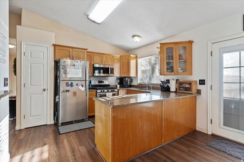 Tiny photo for 2377 W 2120 N, Clinton, UT 84015 (MLS # 2127136)