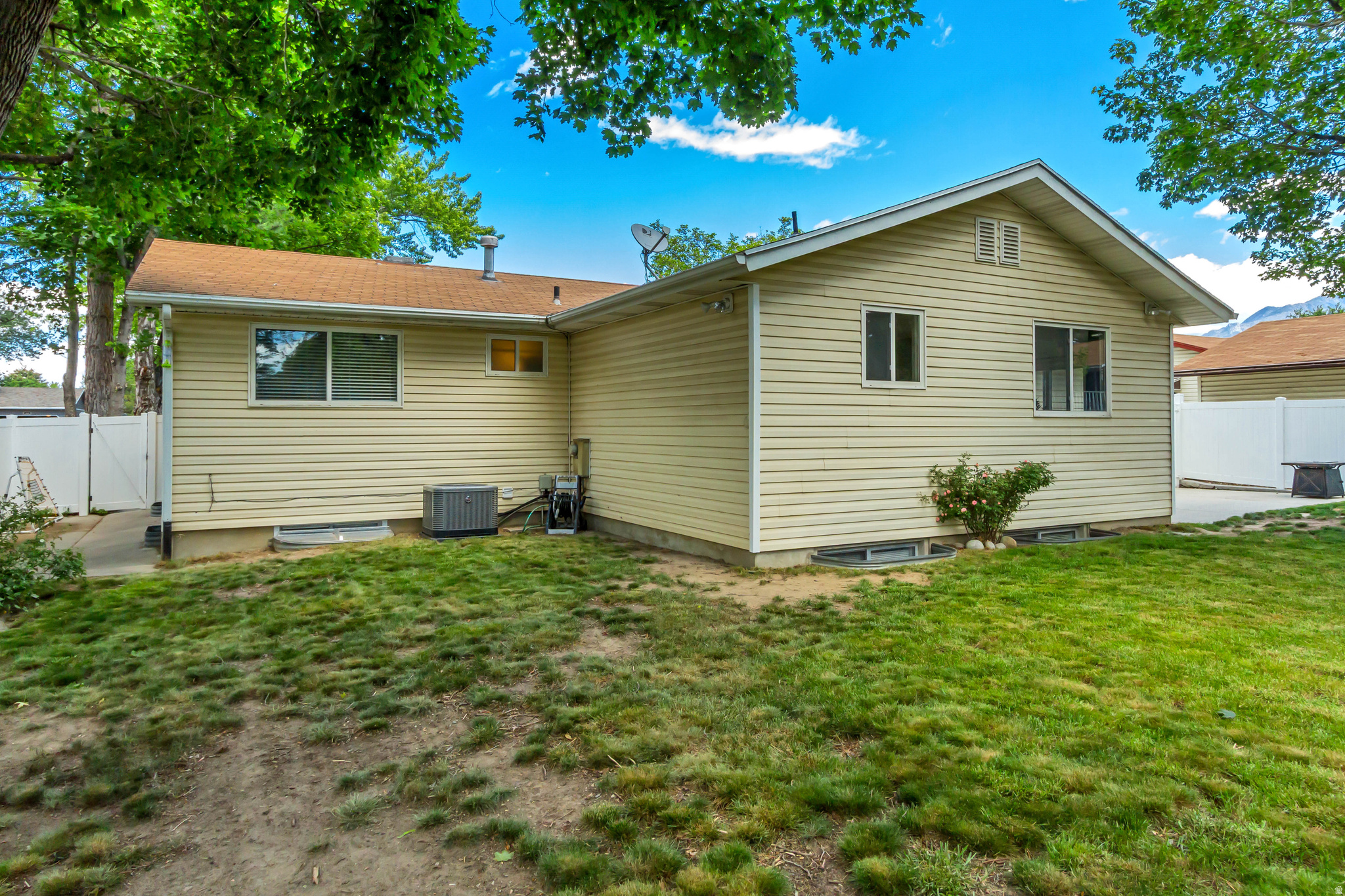 SANDY HEIGHTS SOUTH - Residential