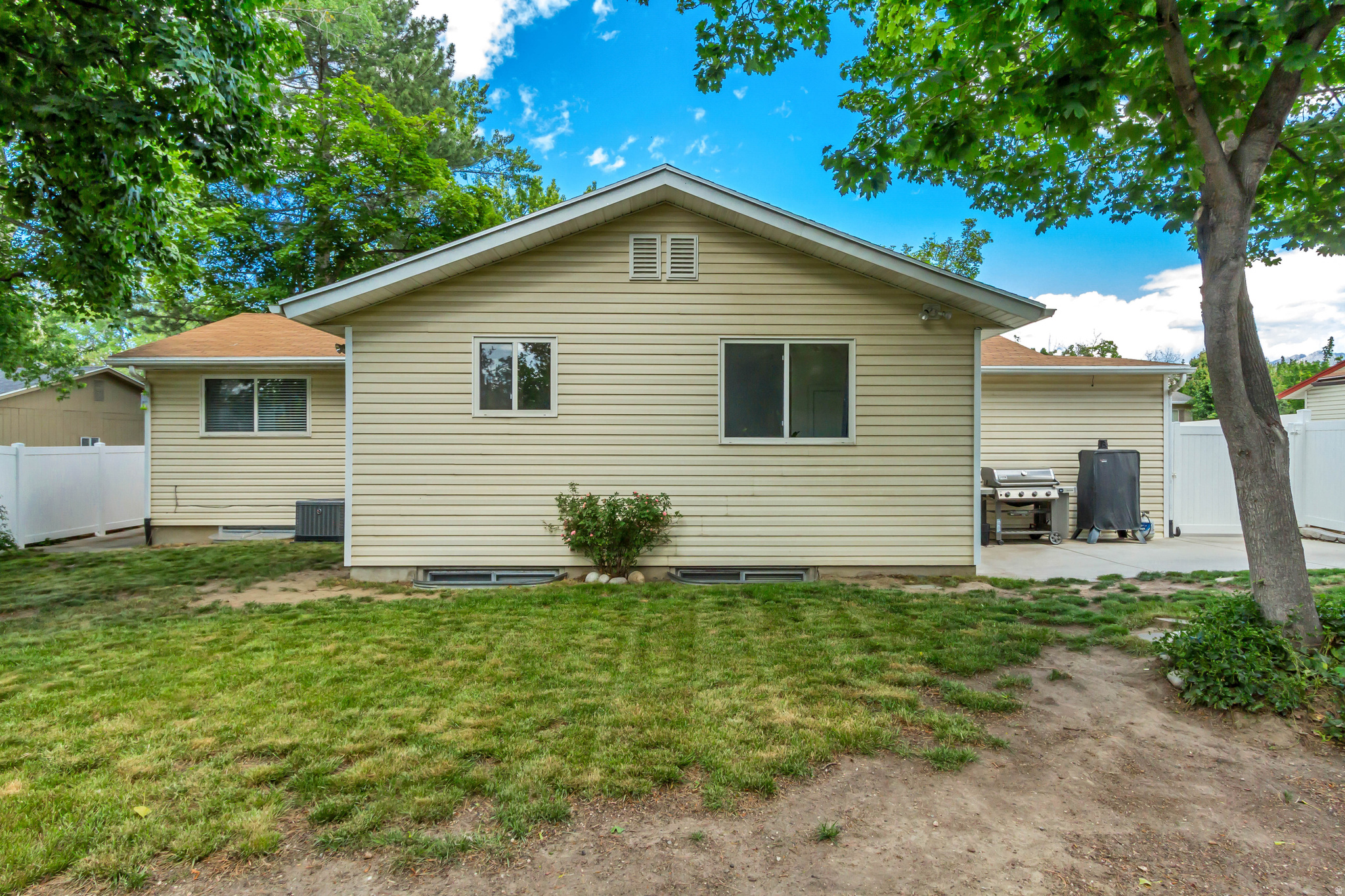 SANDY HEIGHTS SOUTH - Residential