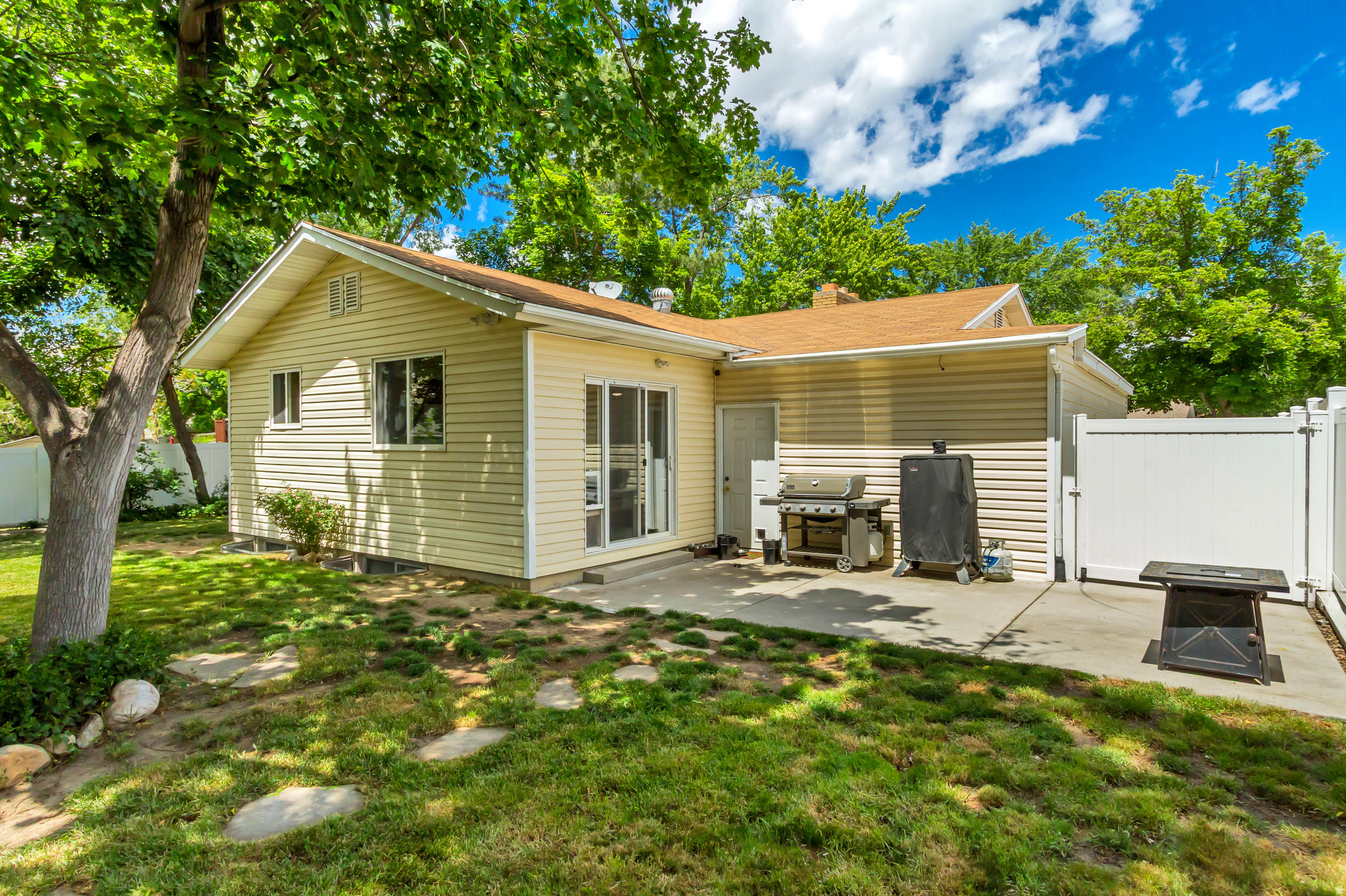 SANDY HEIGHTS SOUTH - Residential