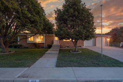 Tiny photo for 358 W 1200 N, Mapleton, UT 84664 (MLS # 2176887)