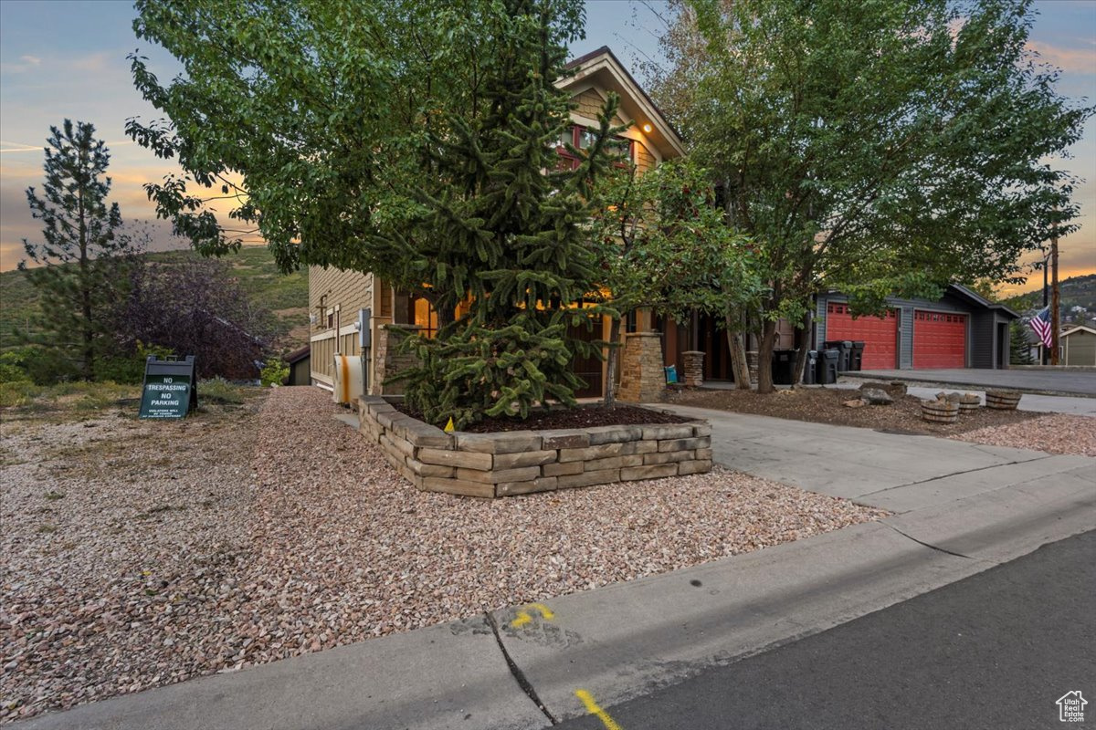 SNYDERS ADDITION - Residential