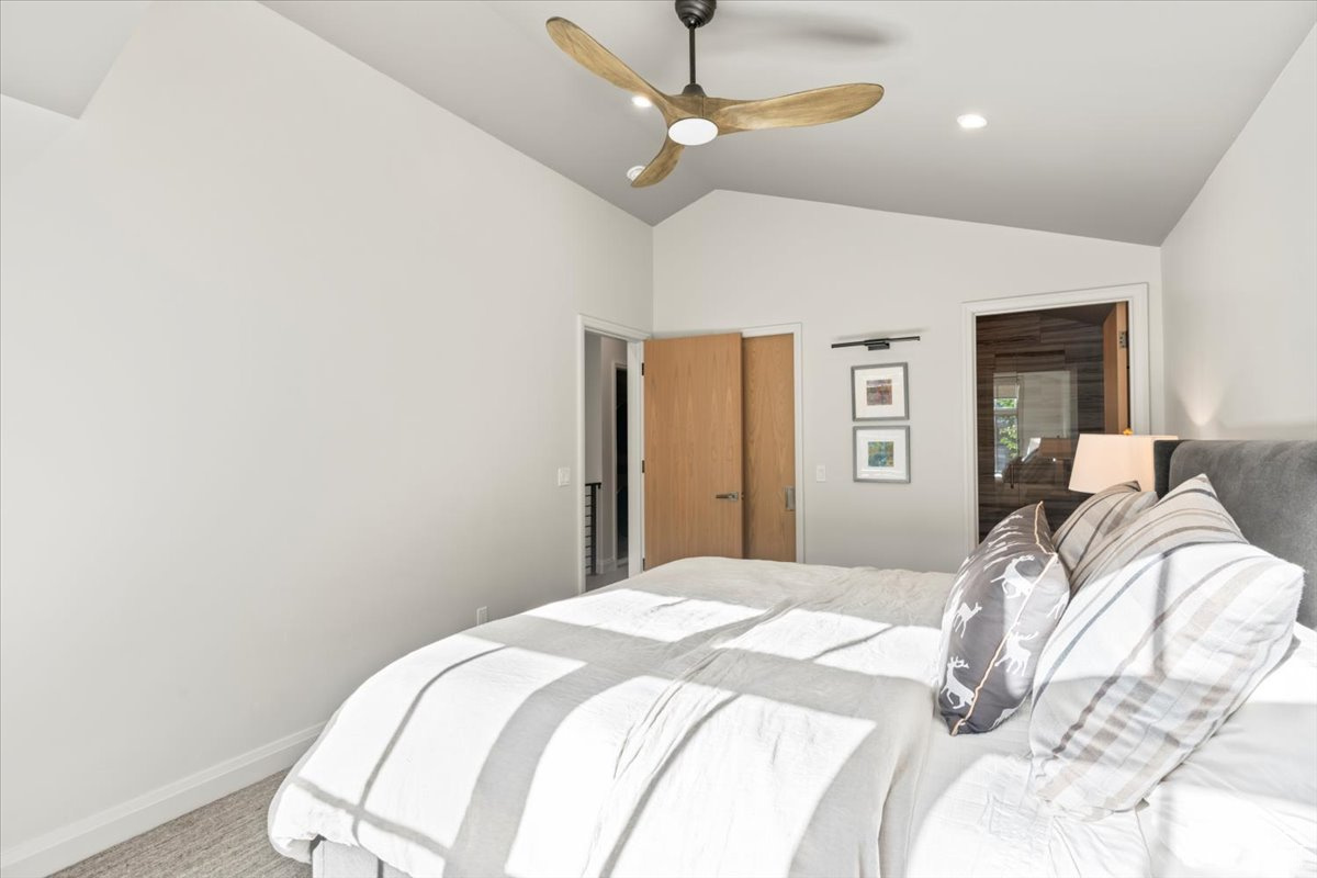 SNYDERS ADDITION - Residential
