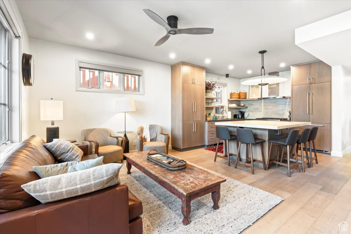 SNYDERS ADDITION - Residential