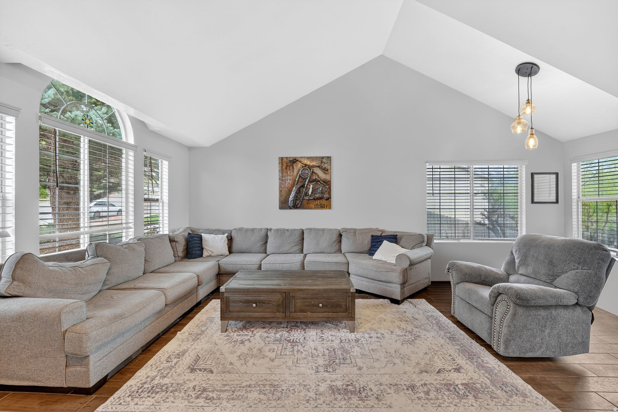 OAK WOOD HILLS - Residential