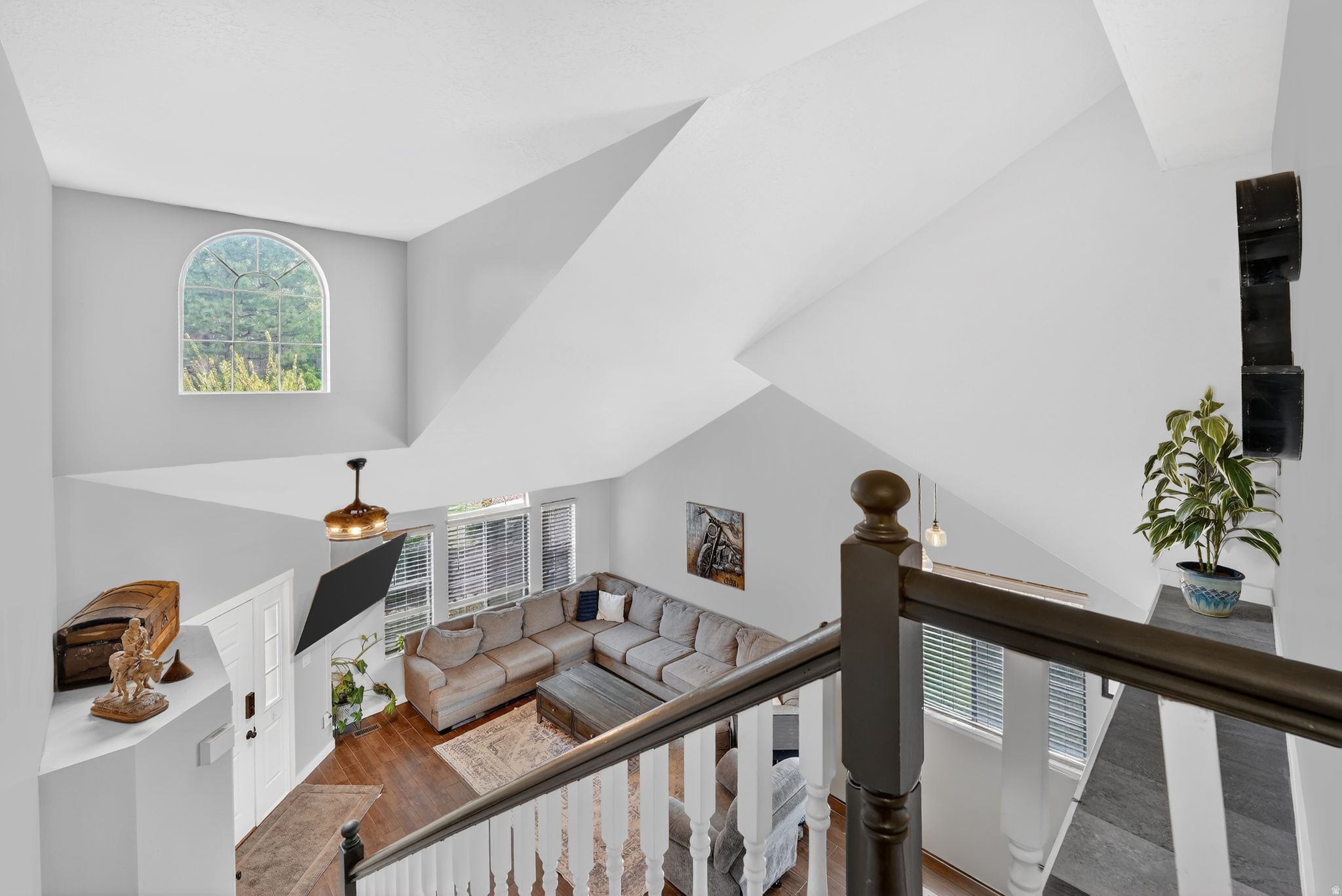 OAK WOOD HILLS - Residential