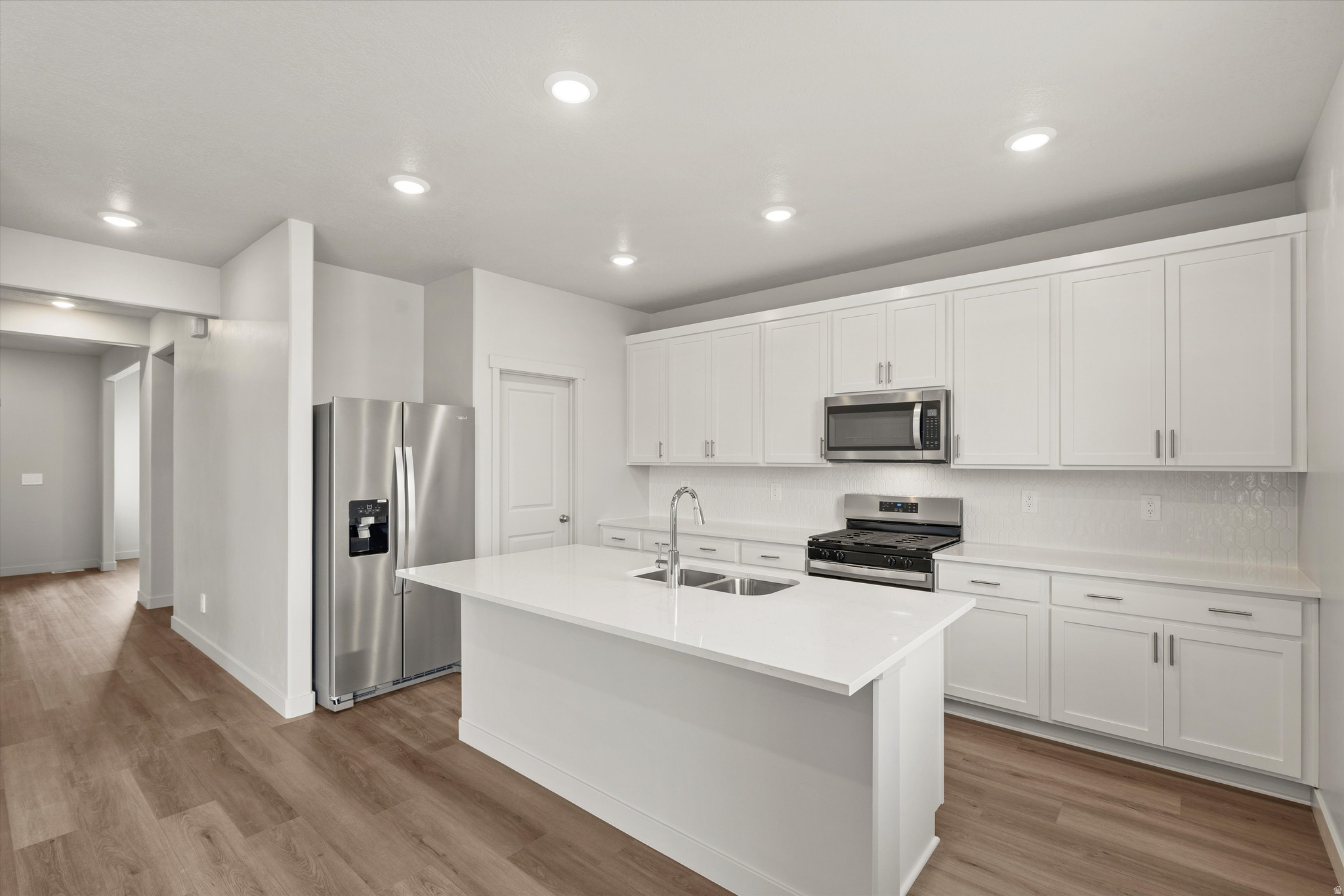 STRATTON ACRES - Residential