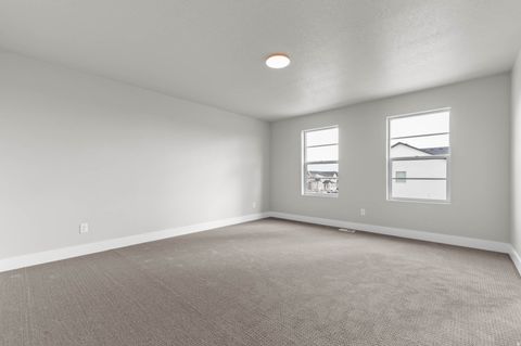 Tiny photo for 4992 W GREEN ASH LN, Highland, UT 84003 (MLS # 2136597)