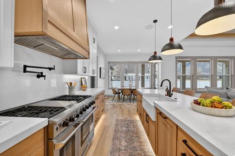 Tiny photo for 1096 N 1000 E, Mapleton, UT 84664 (MLS # 2127857)