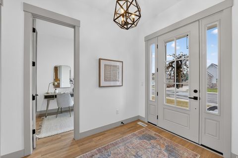 Tiny photo for 1096 N 1000 E, Mapleton, UT 84664 (MLS # 2127857)