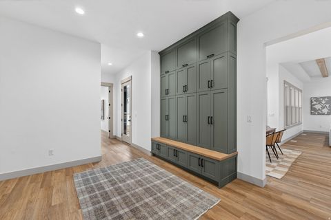 Tiny photo for 1096 N 1000 E, Mapleton, UT 84664 (MLS # 2127857)