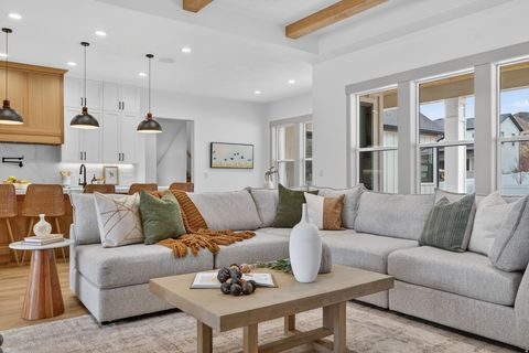 Tiny photo for 1096 N 1000 E, Mapleton, UT 84664 (MLS # 2127857)