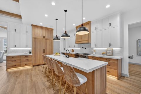 Tiny photo for 1096 N 1000 E, Mapleton, UT 84664 (MLS # 2127857)