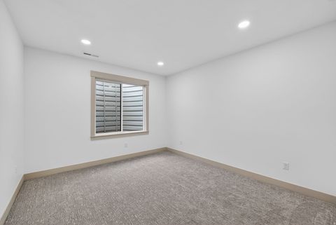 Tiny photo for 1096 N 1000 E, Mapleton, UT 84664 (MLS # 2127857)