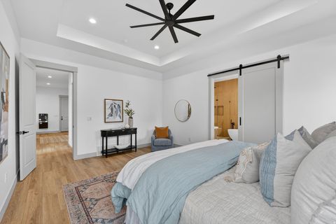 Tiny photo for 1096 N 1000 E, Mapleton, UT 84664 (MLS # 2127857)