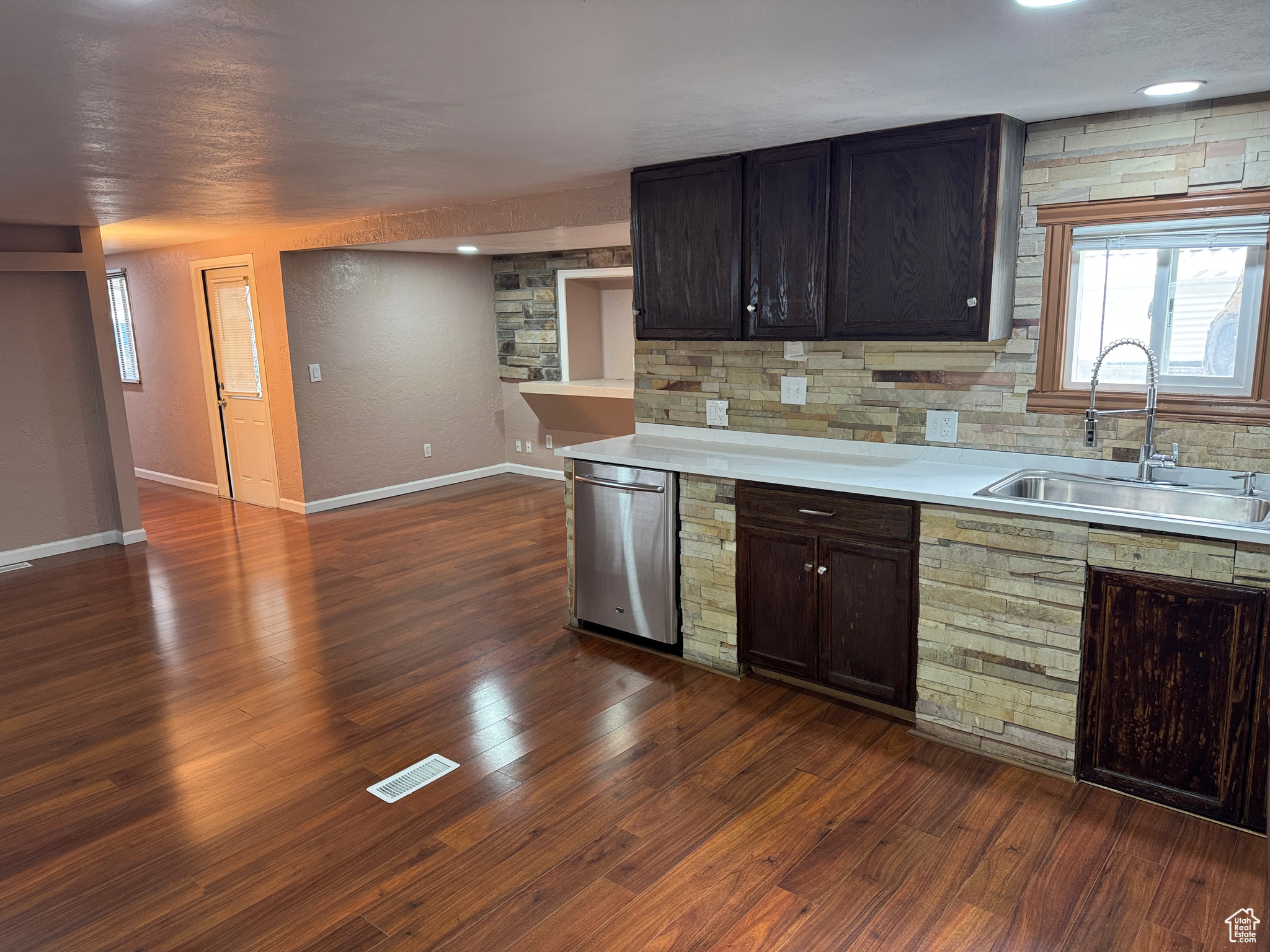 731 W Little Matterhorn Dr #320, Taylorsville, Utah image 4