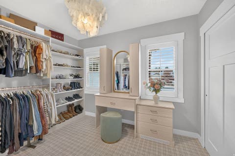 Tiny photo for 445 E 200 N, Kaysville, UT 84037 (MLS # 2172369)