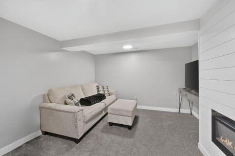 Tiny photo for 445 E 200 N, Kaysville, UT 84037 (MLS # 2172369)
