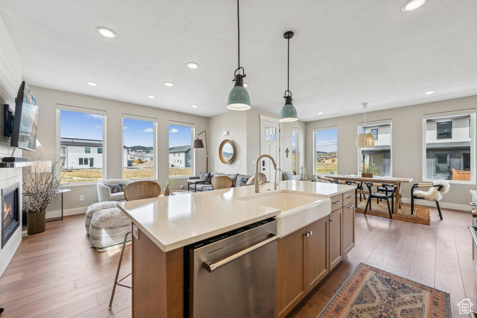 SILVER CREEK - Residential Lease