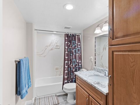 Tiny photo for 184 PARK SHADOWS CIR, Bountiful, UT 84010 (MLS # 2123446)