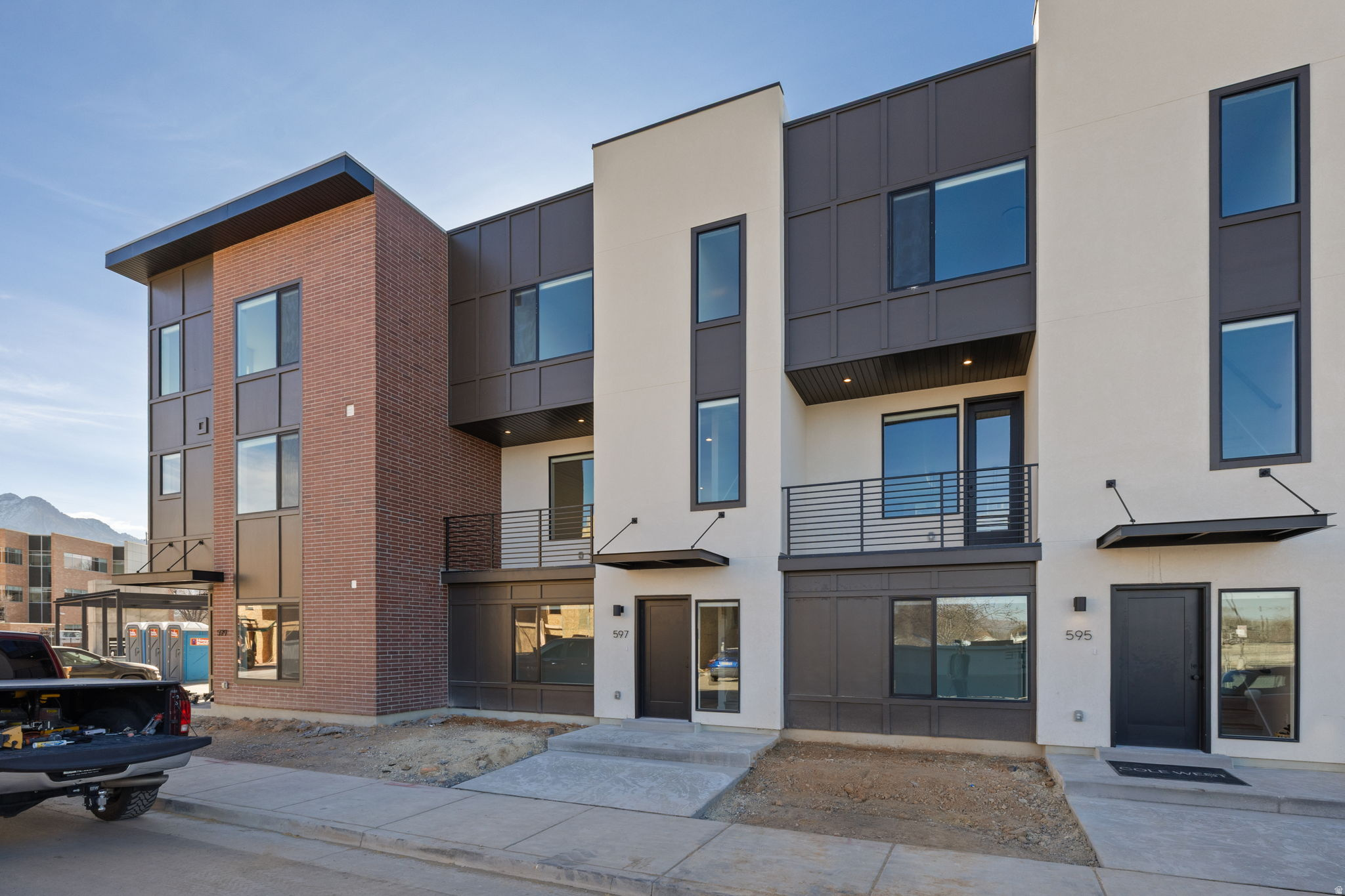 THE MONROE - Residential