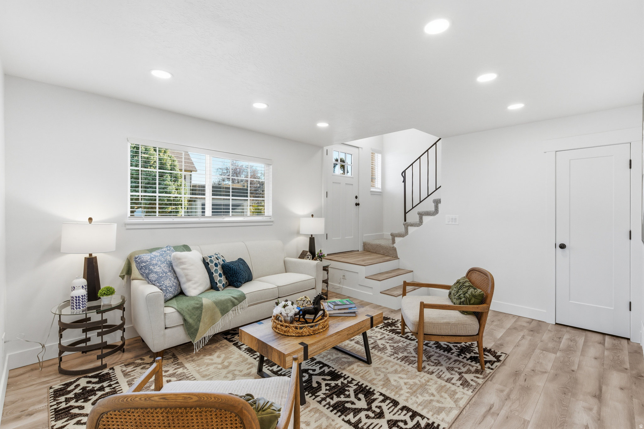 1867 W HOMESTEAD FARMS LN 1