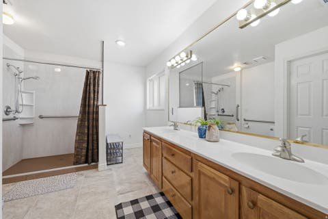Tiny photo for 805 S RIVER RD #70, Saint George, UT 84790 (MLS # 2169693)