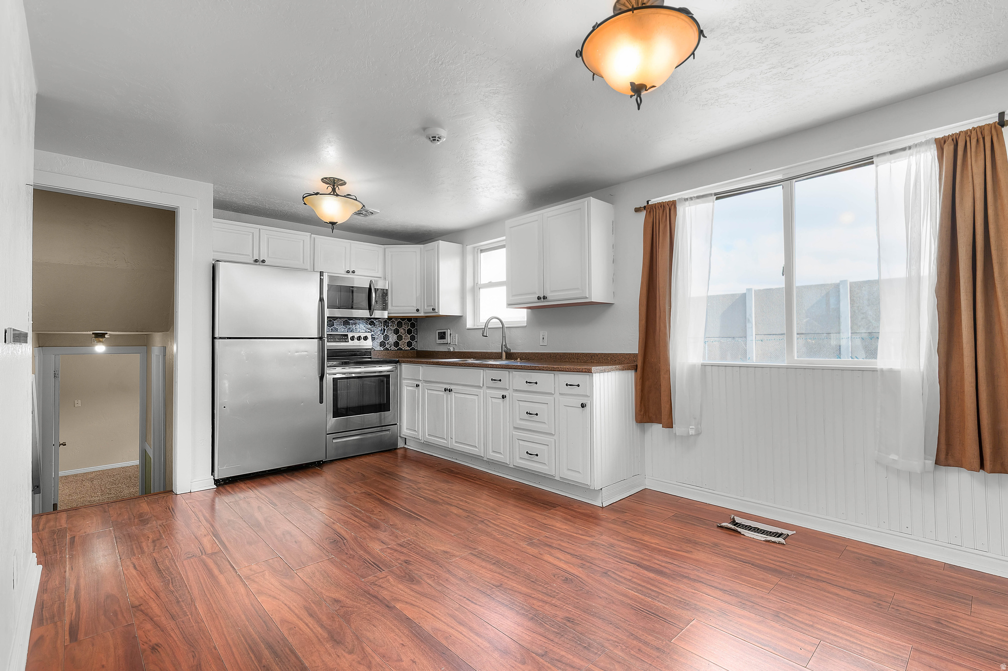 MEADOWGATE S - Residential