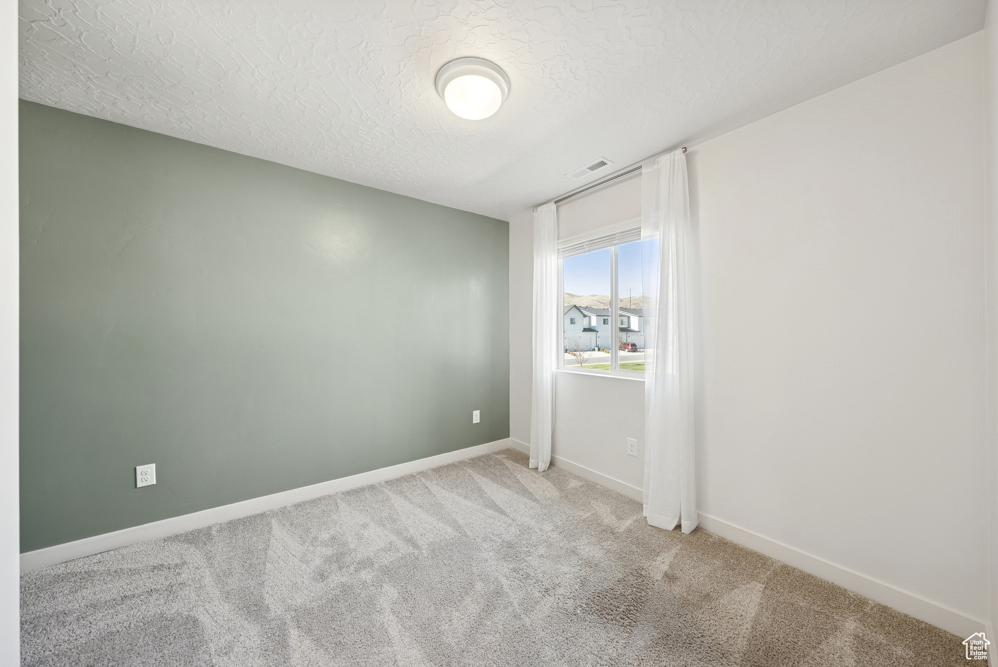 SUNFLOWER FIELDS - Residential