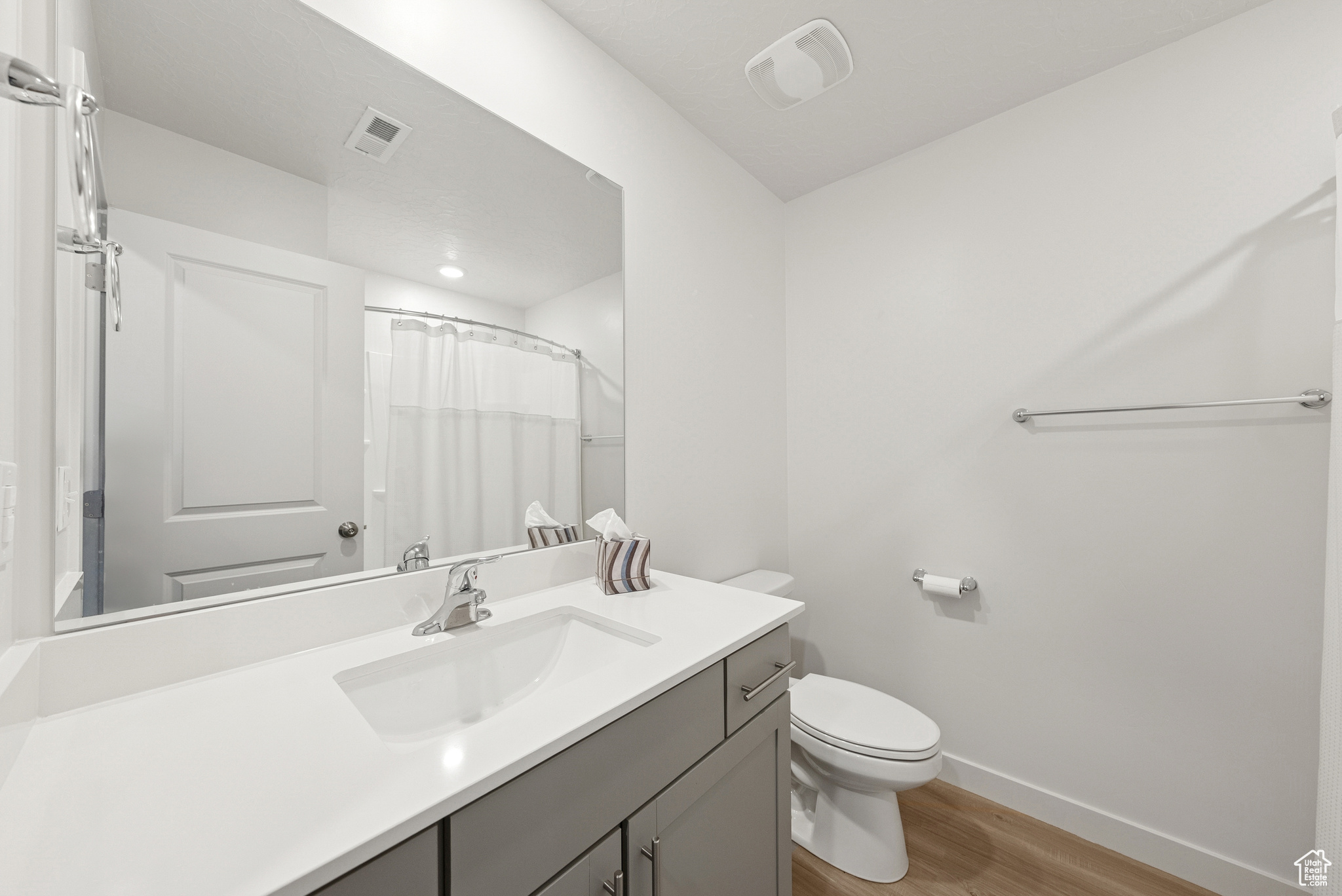 SUNFLOWER FIELDS - Residential