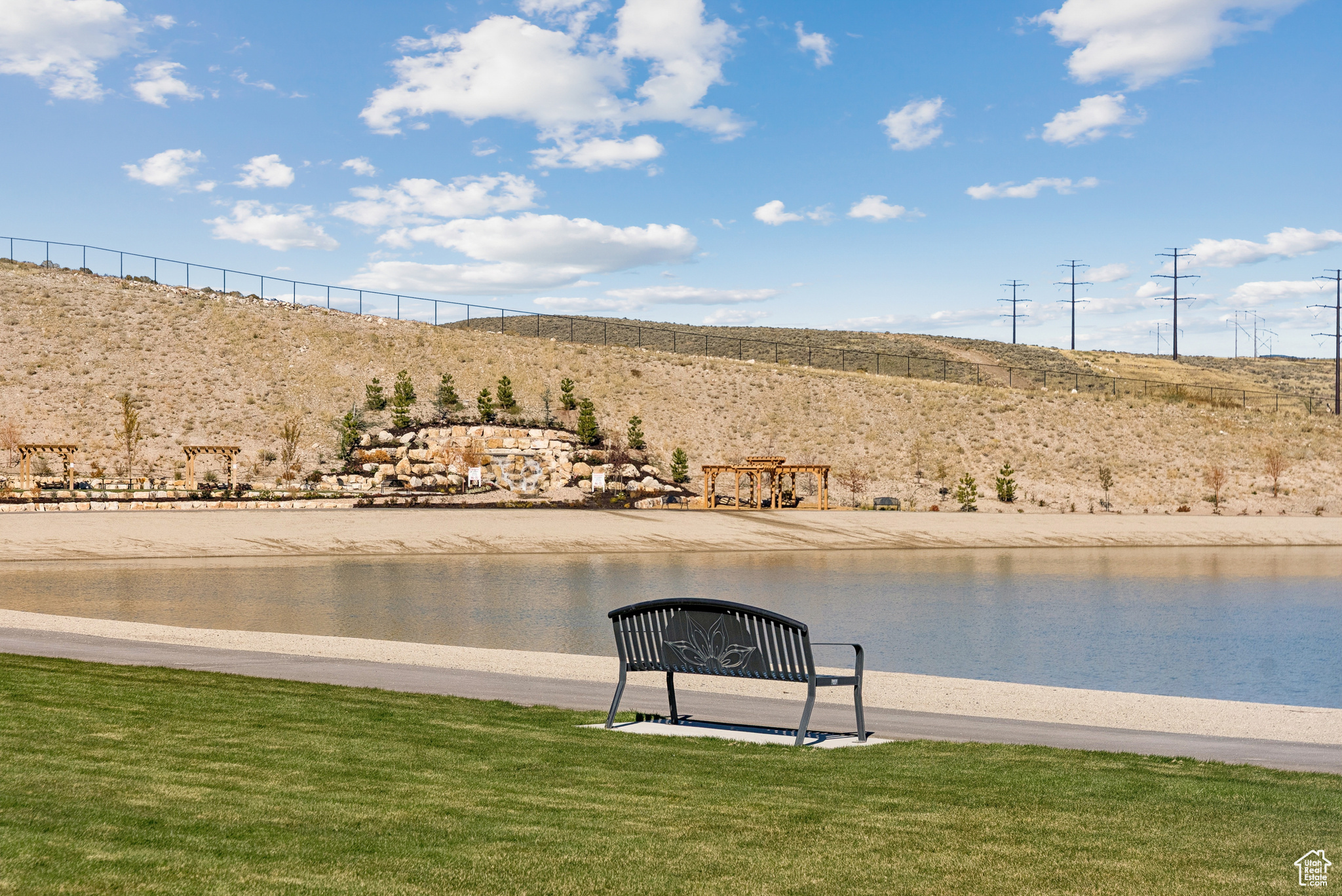 SUNFLOWER FIELDS - Residential