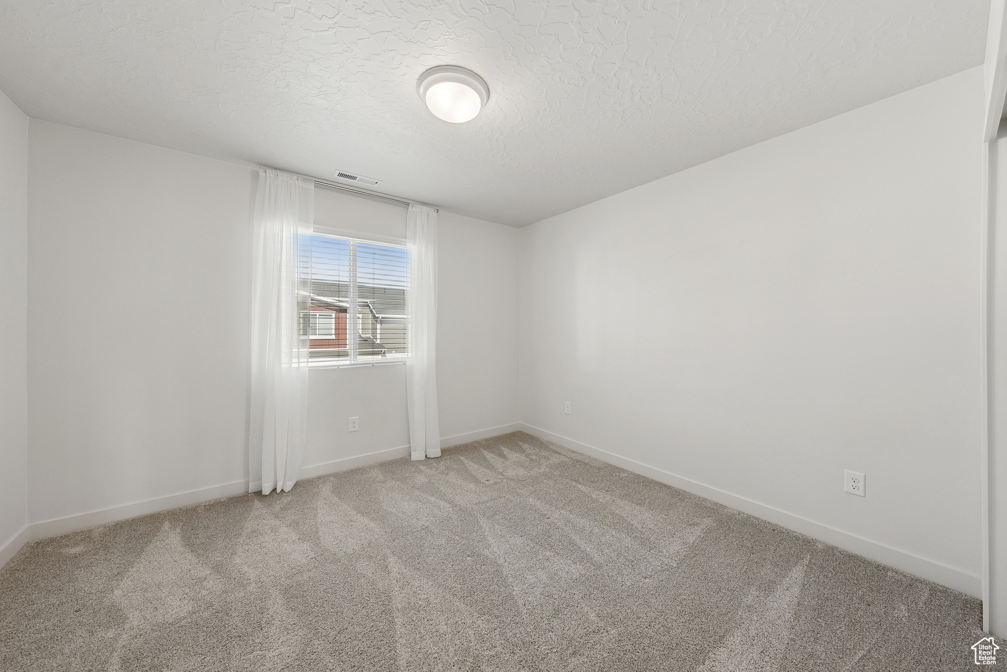 SUNFLOWER FIELDS - Residential