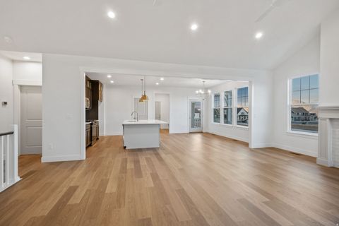 Tiny photo for 6772 W SOUTH JORDAN PKWY #5-487, South Jordan, UT 84009 (MLS # 2122930)