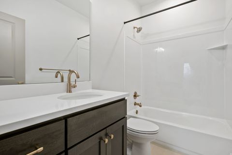 Tiny photo for 6772 W SOUTH JORDAN PKWY #5-487, South Jordan, UT 84009 (MLS # 2122930)