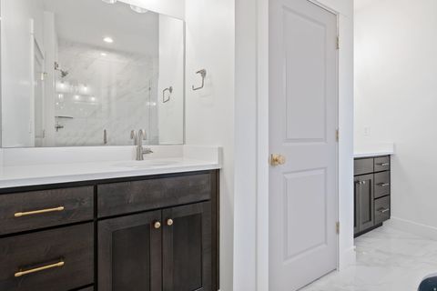 Tiny photo for 6772 W SOUTH JORDAN PKWY #5-487, South Jordan, UT 84009 (MLS # 2122930)