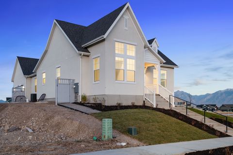 Tiny photo for 6772 W SOUTH JORDAN PKWY #5-487, South Jordan, UT 84009 (MLS # 2122930)