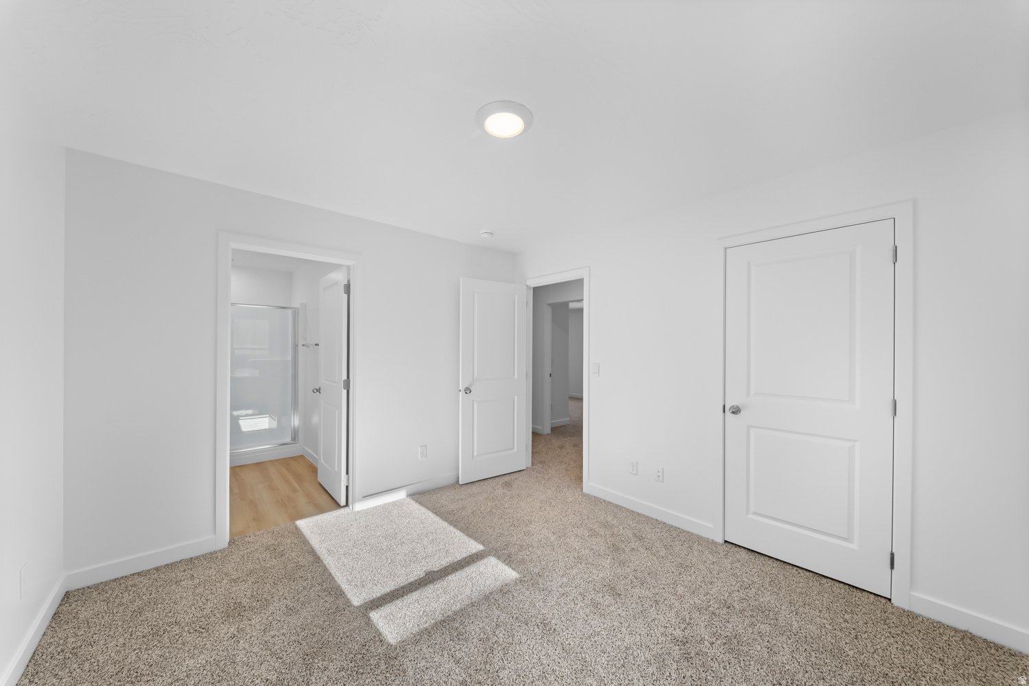 STANDING ROCK LONG VALLEY - Residential